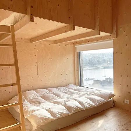 Beautiful Wood House And View * Одьерн